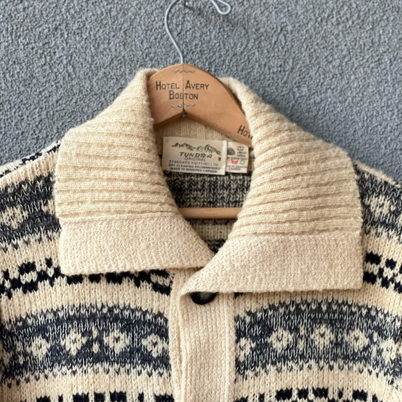 Tundra Wool Sweater, Pure Wool Cardigan, Size Small, Black, Grey, Beige Sweater, - Picture 4 of 12